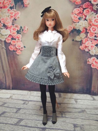 Miyuki S Diary ドールショウのお洋服と手作り背景ボード